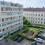 Apartment Revliving Maisonette Tres Mirades Am Steinertor *
