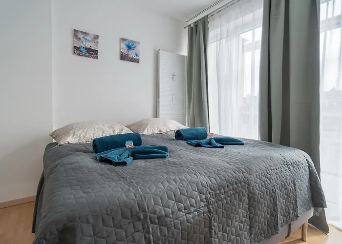 Revliving Maisonette Tres Mirades Am Steinertor Apartment